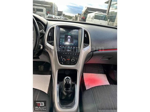 HATASIZ DEĞİŞENSİZ 2011 OPEL ASTRA 1.3 CDTI 190.000 KM