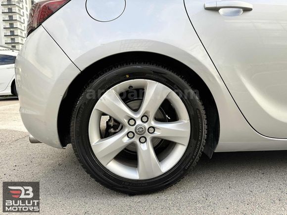 HATASIZ DEĞİŞENSİZ 2011 OPEL ASTRA 1.3 CDTI 190.000 KM