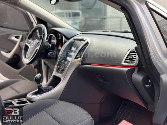 HATASIZ DEĞİŞENSİZ 2011 OPEL ASTRA 1.3 CDTI 190.000 KM