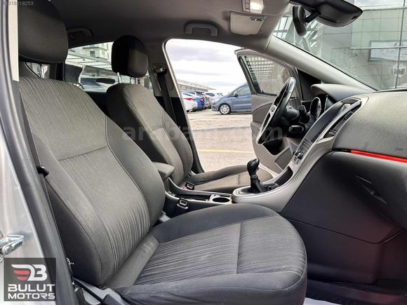 HATASIZ DEĞİŞENSİZ 2011 OPEL ASTRA 1.3 CDTI 190.000 KM