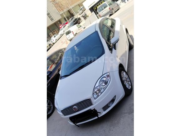 2013 mod. Dizel Euro 5 motor Fiat Linea 1.3 Active Plus  214.000 km Beyaz