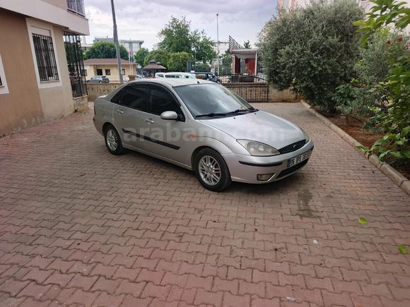 Sahibinden Ford Focus 1.6 Ghia 2002 Model