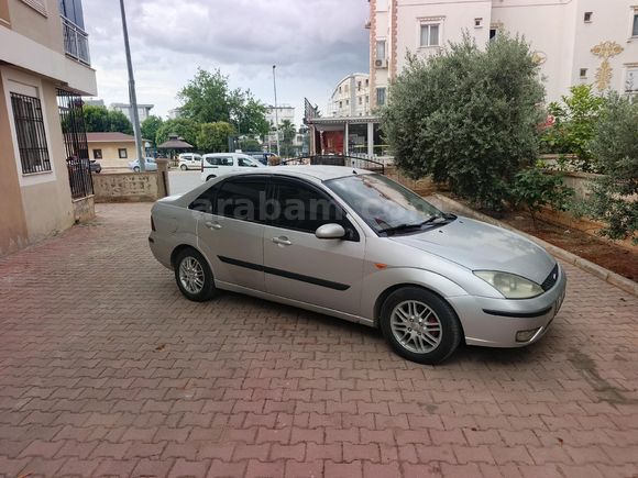 Sahibinden Ford Focus 1.6 Ghia 2002 Model