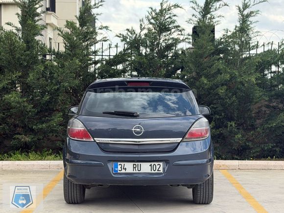 SEBCARS HATASIZA YAKIN DİZEL OTOMATİK HATCHBACK ASTRA