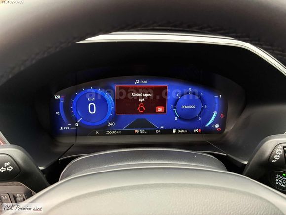 "CLK_Premium_cars"-2022_KUGA_1.5_TR'DE TEK_SADECE 2.650 KM'DE
