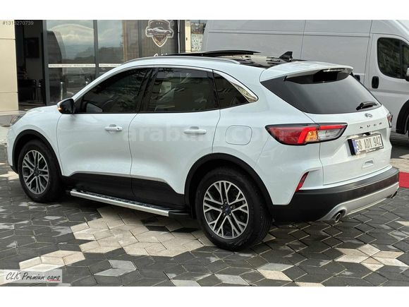 "CLK_Premium_cars"-2022_KUGA_1.5_TR'DE TEK_SADECE 2.650 KM'DE