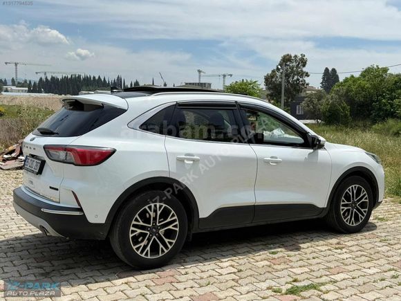 İZ-PARK AUTO 2020 FORD KUGA TİTANYUM DİZEL 97 KM DEĞİŞENSİZ
