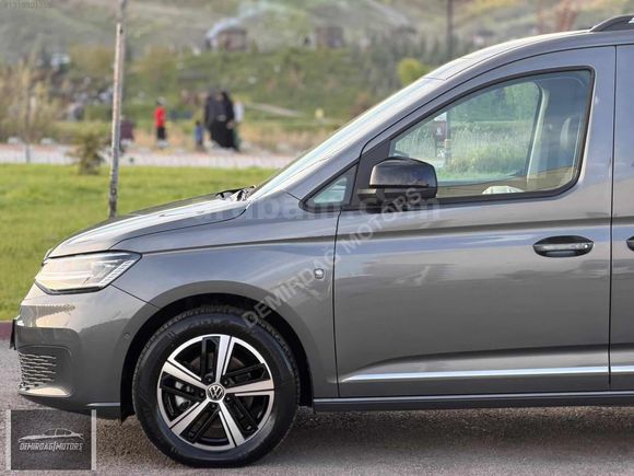 2025 VW CADDY