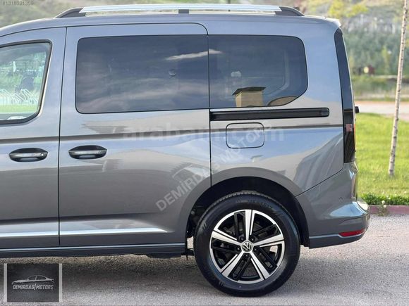 2025 VW CADDY