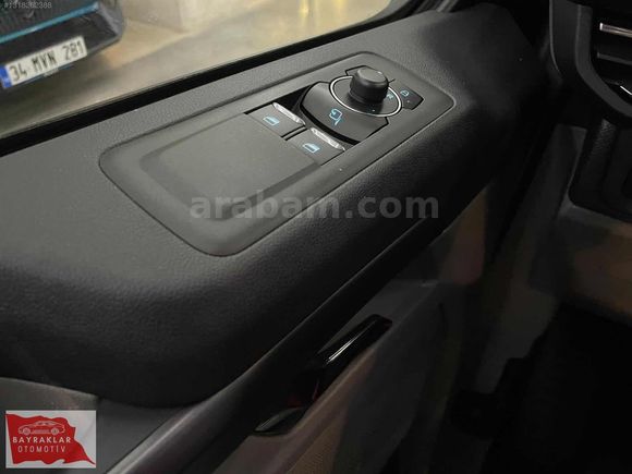 BAYRAKLAR'DAN 2025 TOURNEO CUSTOM 2.0 170BG TİTANİUM PLUS/CMTVN