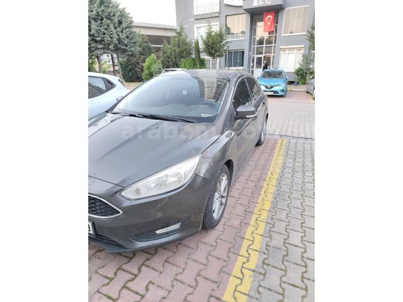 Sahibinden Ford Focus 1.6 Ti-VCT Trend X 2015 Model