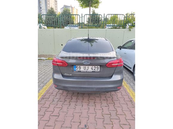 Sahibinden Ford Focus 1.6 Ti-VCT Trend X 2015 Model