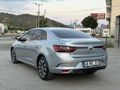 HATASIZ 2023 MEGANE 1.3 TCE İCON 6 BİN KM'de GARANTİLİ