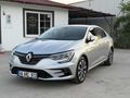 HATASIZ 2023 MEGANE 1.3 TCE İCON 6 BİN KM'de GARANTİLİ