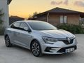 HATASIZ 2023 MEGANE 1.3 TCE İCON 6 BİN KM'de GARANTİLİ