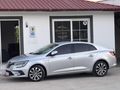 HATASIZ 2023 MEGANE 1.3 TCE İCON 6 BİN KM'de GARANTİLİ