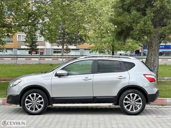 2012-DEĞİŞENSİZ-133.000Km-CAM TVN+18JANT-QASHQAİ 1.5Dci