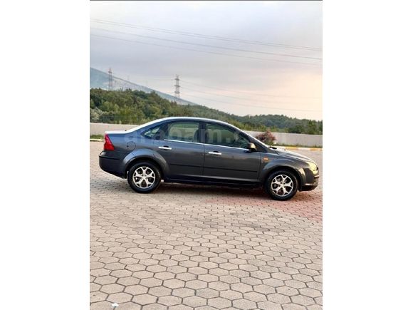 Sahibinden Ford Focus 1.6 Trend 2007 Model