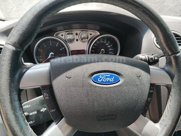 Sahibinden Ford Focus 1.6 Comfort 2011 Model