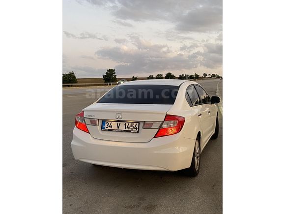 ARAÇ KONYA'DA ***MEMURDAN TEMİZ CİVİC***