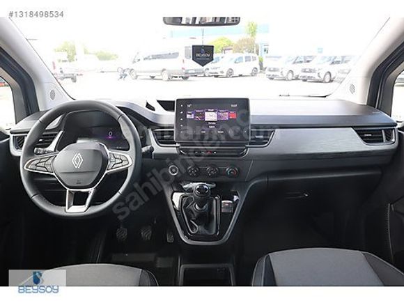 BÜYÜKSOYLU BEYSOY'DAN 2025 KANGOO MULTIX 1.3 TCE TECHNO