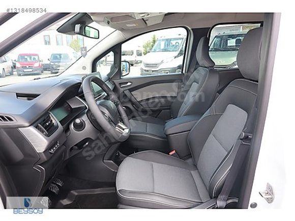 BÜYÜKSOYLU BEYSOY'DAN 2025 KANGOO MULTIX 1.3 TCE TECHNO