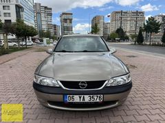TEMIZ VE BAKIMLI 1998 Model Opel Vectra 2.0 CD
