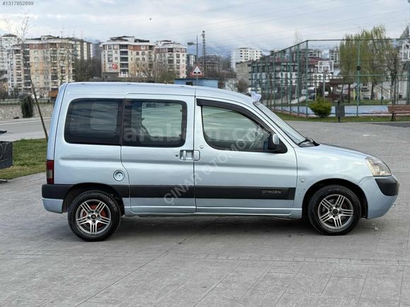 MASRAFSIZ 1.6 HDİ BERLINGO