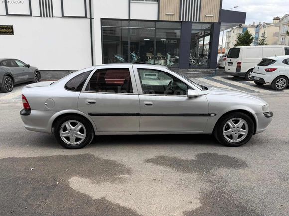 Hatasız çiziksiz Opel vectra 290 bin km orjinal