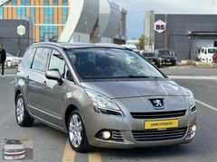 EMRE_DEN_2010_5008_1_6_HDİ_OTOMATİK_VİTES_7_KİŞİLİK_CAM_TAVAN___