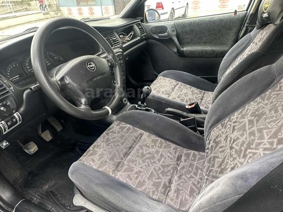ÇAKIROĞLUN'DAN 1997 OPEL VECTRA 2.0 GLS
