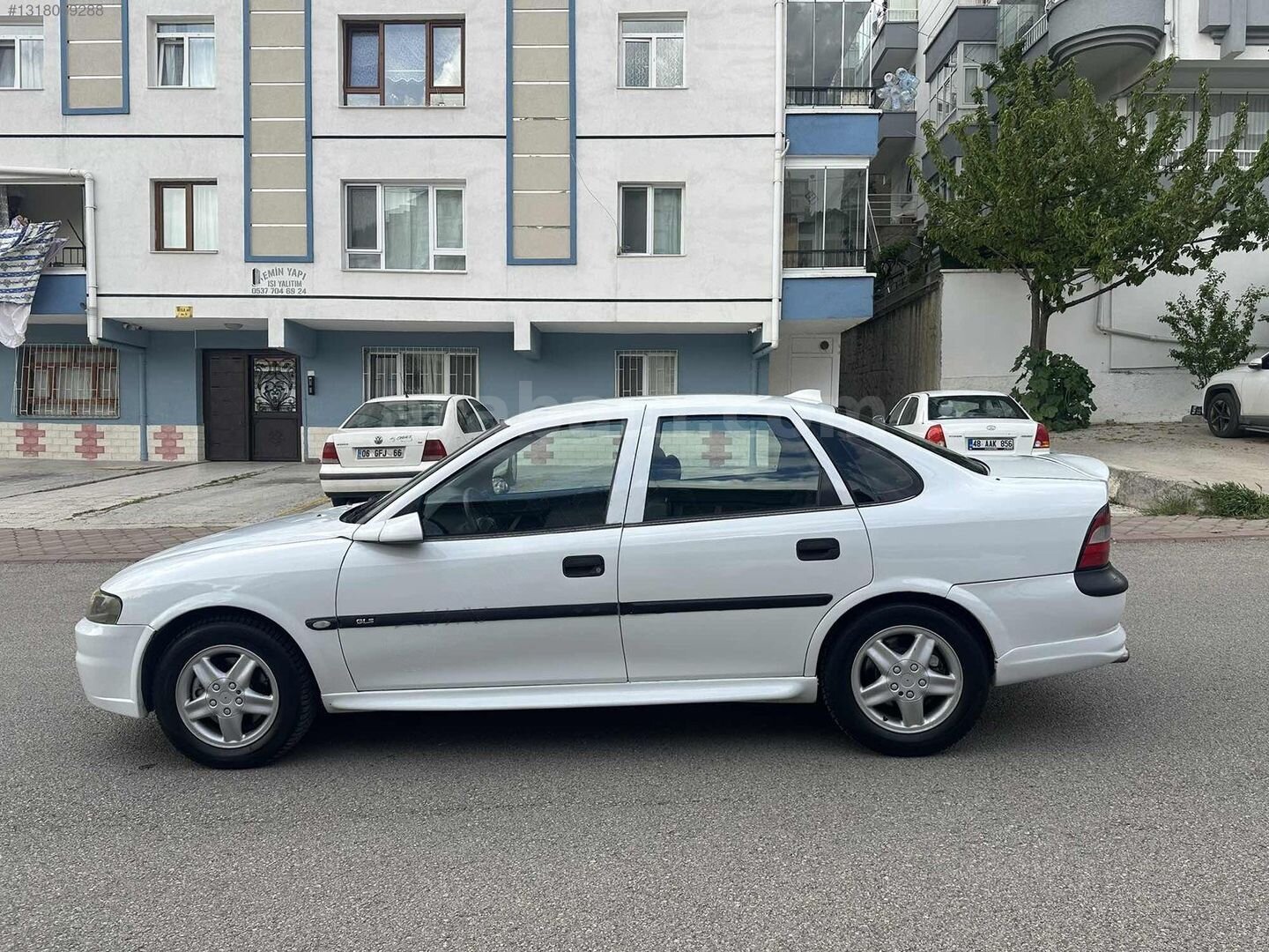Galeriden Opel Vectra 2.0 GLS 1997 Model Ankara 241.000 km Beyaz 5