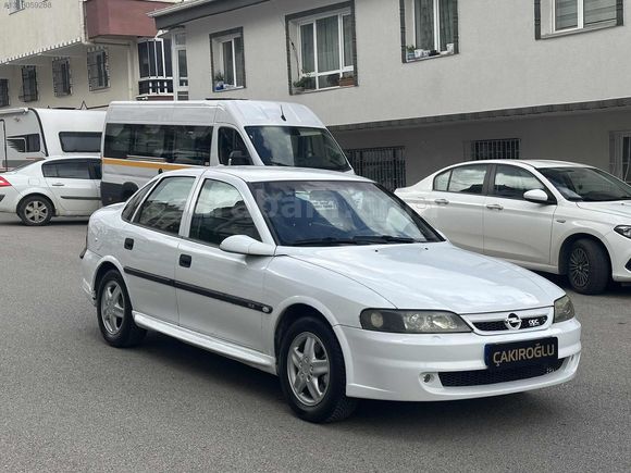 ÇAKIROĞLUN'DAN 1997 OPEL VECTRA 2.0 GLS
