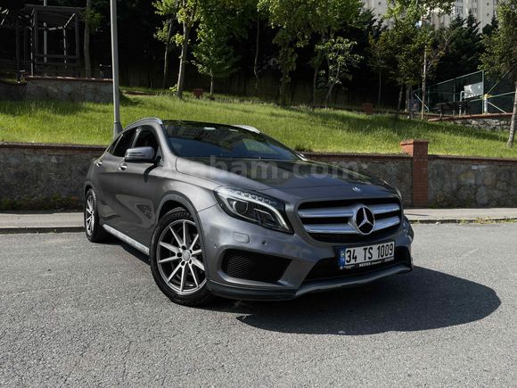 Galeriden Mercedes - Benz GLA 180 D AMG 2016 Model İstanbul