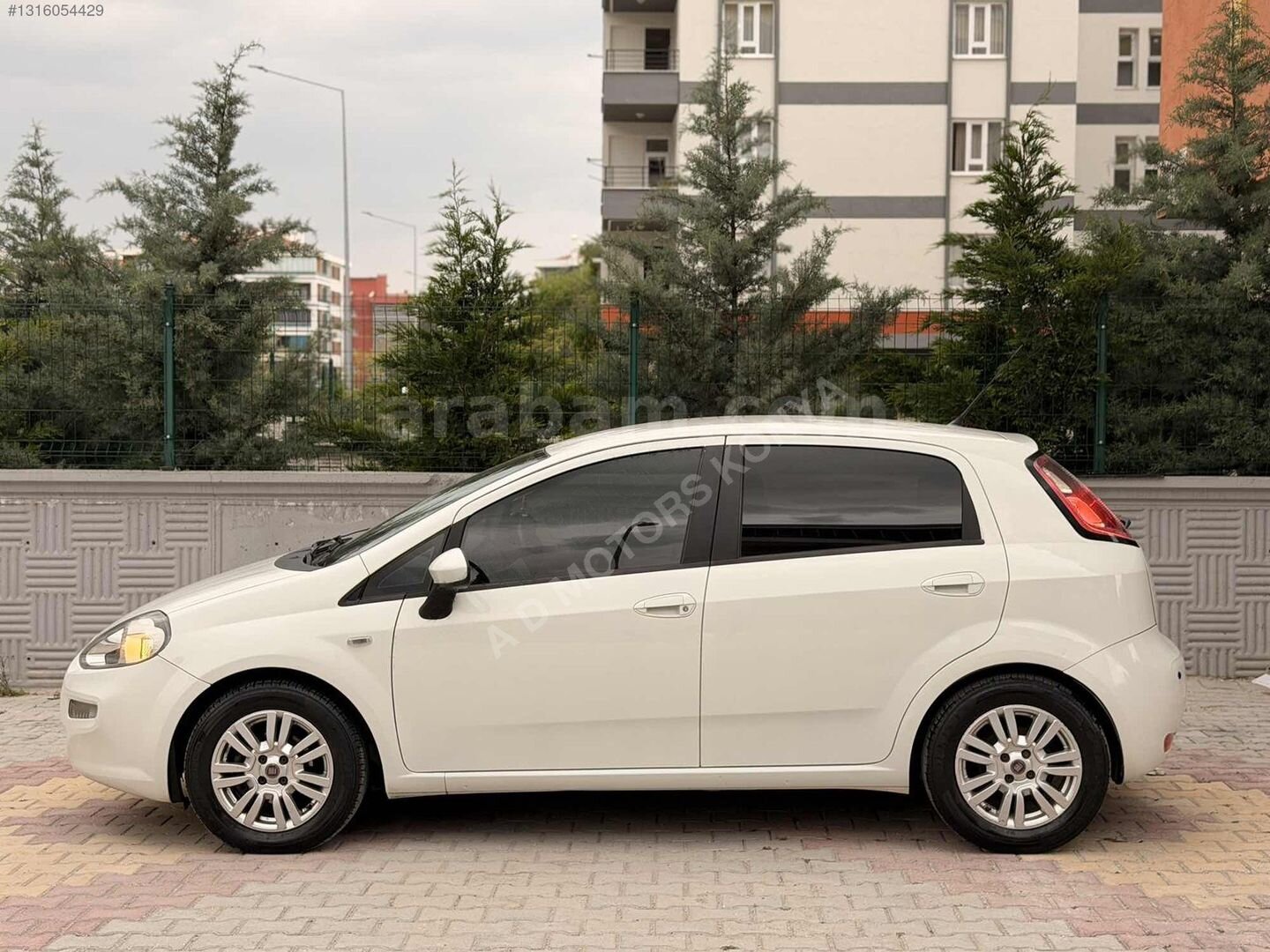 Galeriden Fiat Punto 1.4 Pop S&S 2013 Model Konya 146.000 km Beyaz 6