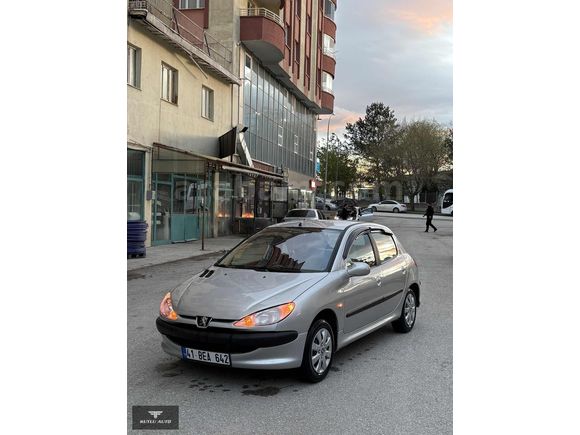 Bayram Öncesi Uygun Fiyat Bakımlı 206