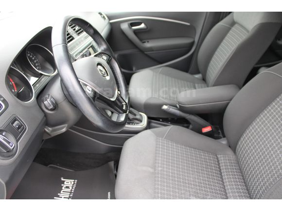 Volkswagen Polo 1.2 TSI COMFORTLINE AT