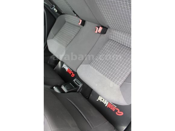 Volkswagen Polo 1.2 TSI COMFORTLINE AT