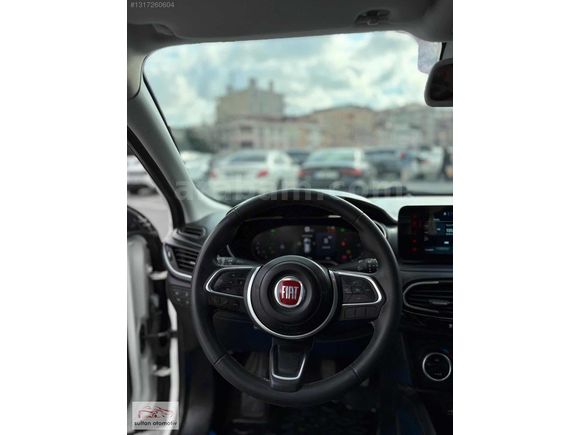 2021 EGEA CROSS 1.6 DİSEL LOUNGE MANUEL 109 BİN KM