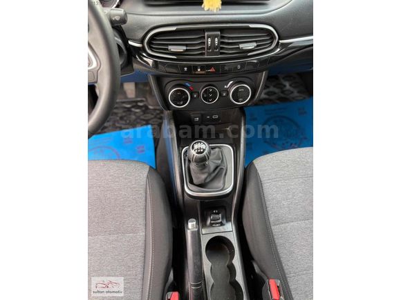 2021 EGEA CROSS 1.6 DİSEL LOUNGE MANUEL 109 BİN KM