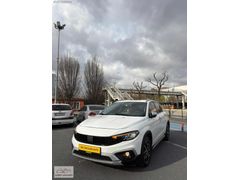 2021 EGEA CROSS 1.6 DİSEL LOUNGE MANUEL 109 BİN KM