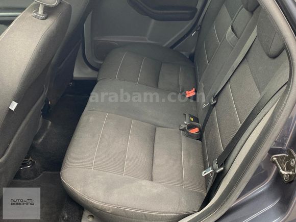 FACUS 1.6 TDCİ TİTANİUM PAKET
