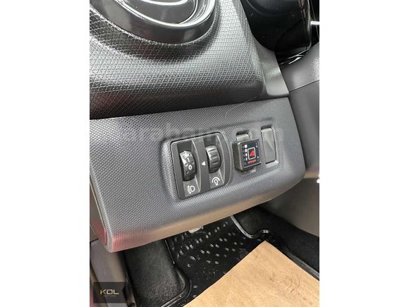 KOL MOTORS'DAN 2013 MODEL 1.2CLİO BENZN LPG HATASZ BOYASIZ 106KM