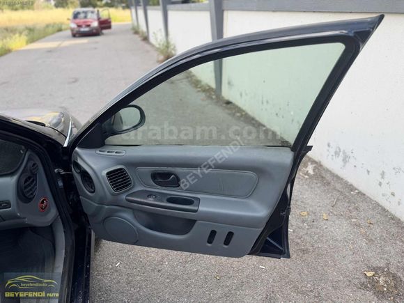 BEYEFENDİ AUTO 2001 RENAULT LAGUNA RXT 2.0 16V