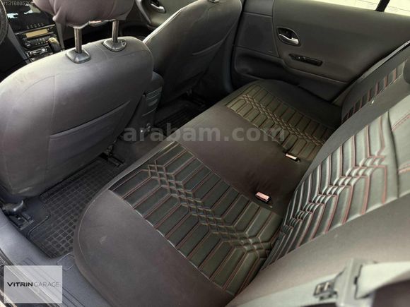 2005 RENAULT LAGUNA 1.6 EXPRESSION