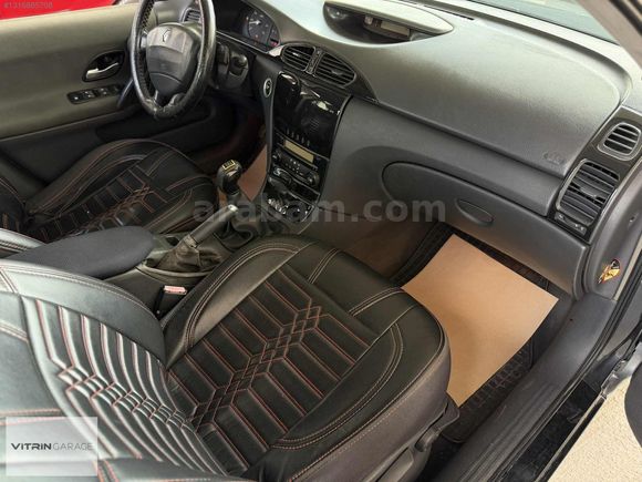 2005 RENAULT LAGUNA 1.6 EXPRESSION