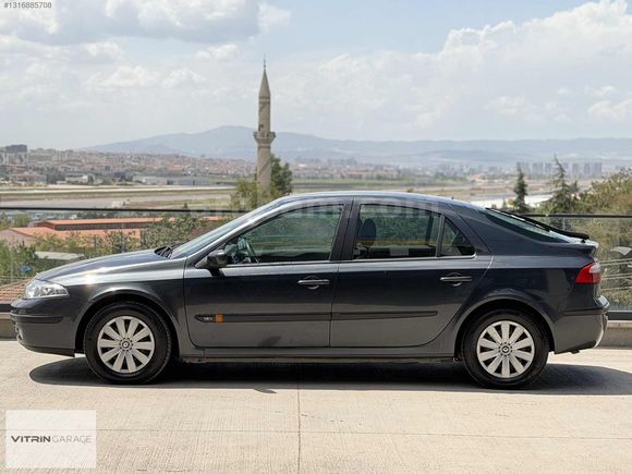 2005 RENAULT LAGUNA 1.6 EXPRESSION