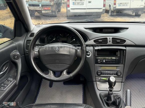 ERTAÇ OTOMOTİVDEN 2006 LAGUNA 2 PRİVİLEGE 1.9 DCİ HATASIZ FULL