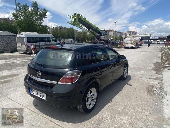 2013 HATASIZ BOYASIZ BENZİN+LPG 184.000 KM