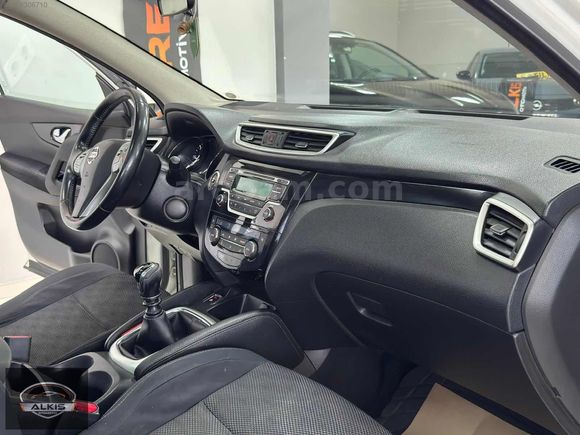 2015 MODEL SKY PACK 1.5 DCİ DEĞİŞENSİZ CAM TAVANLI